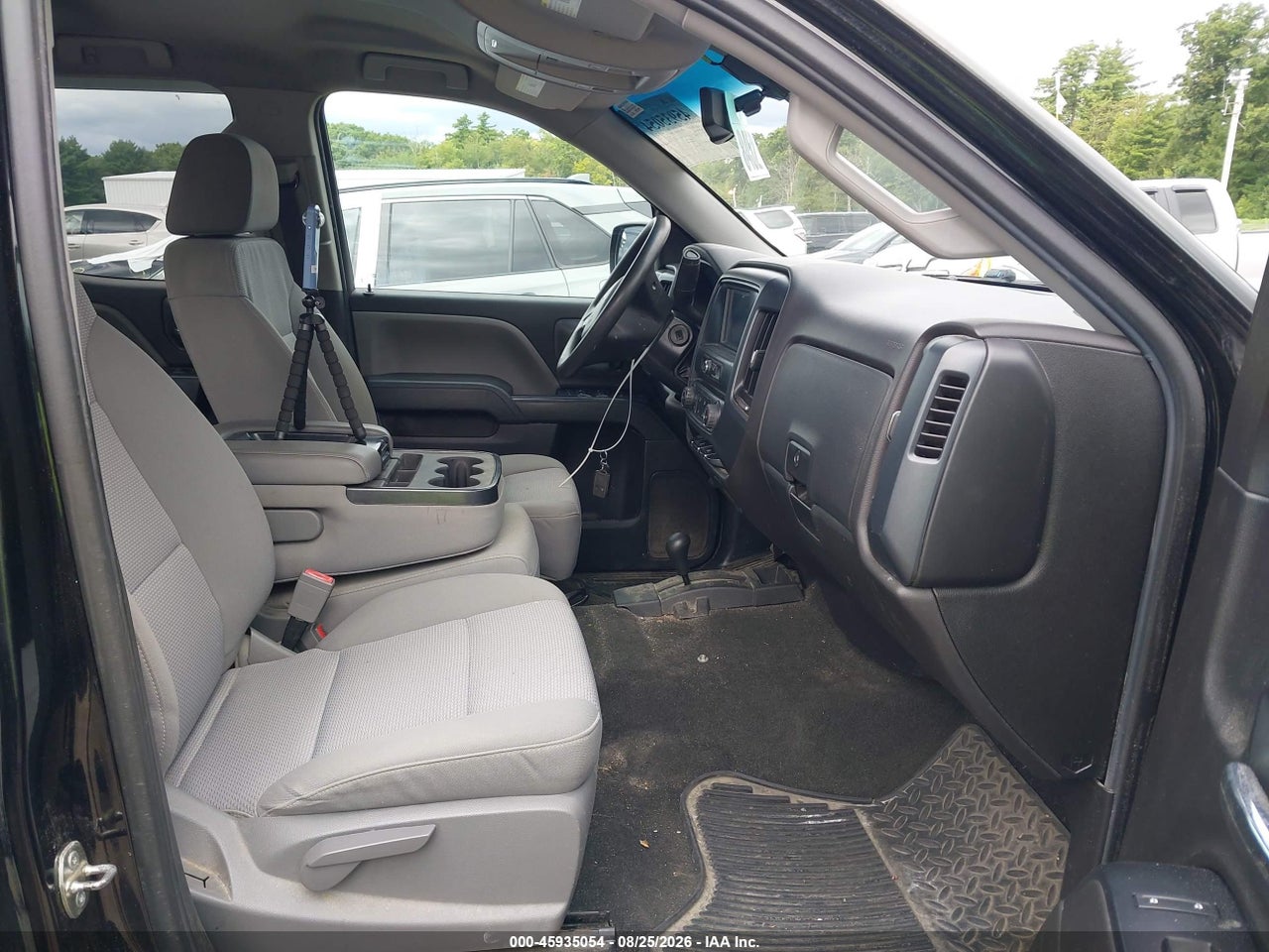 2018 CHEVROLET SILVERADO 1500 CUSTOM · 5/11