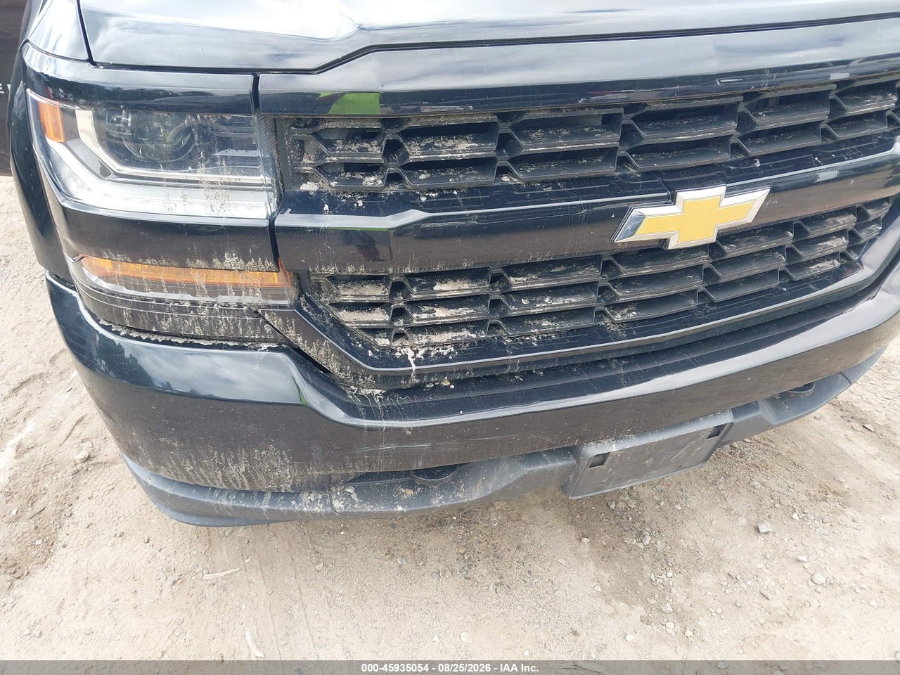2018 CHEVROLET SILVERADO 1500 CUSTOM · 6/11