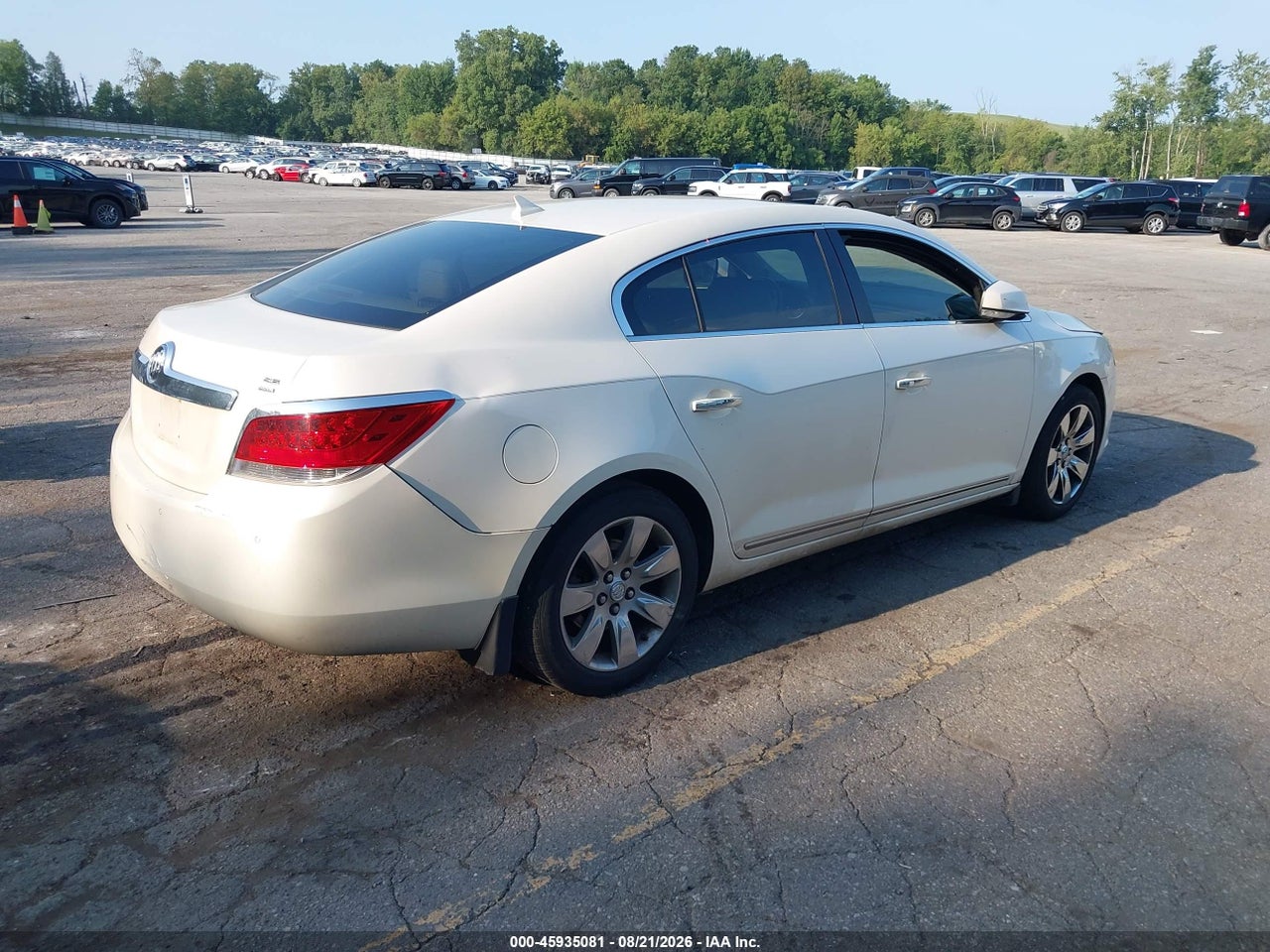 2010 BUICK LACROSSE CXL · 4/11