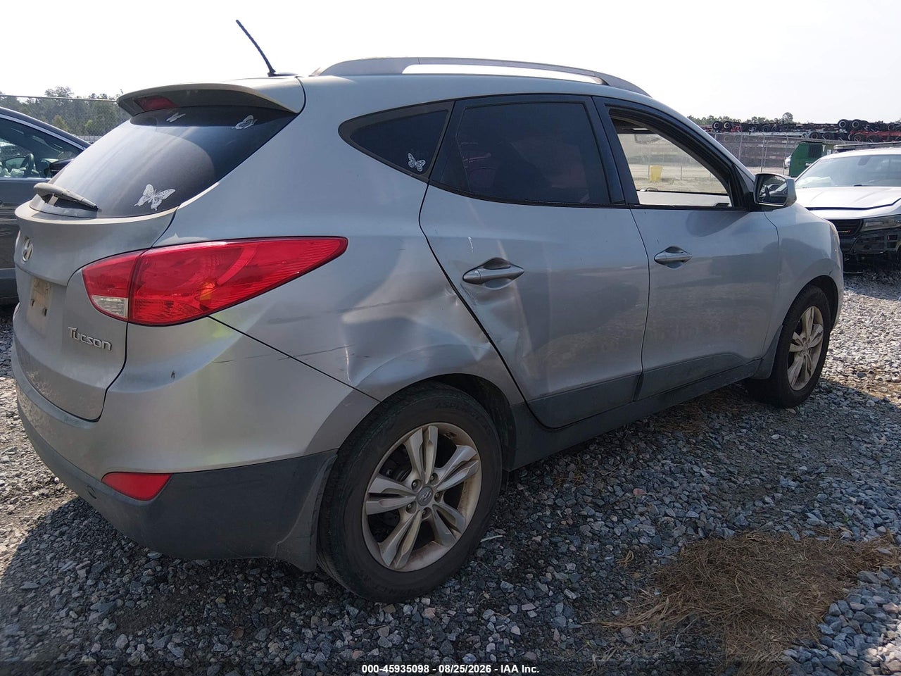 2011 HYUNDAI TUCSON GLS · 4/11