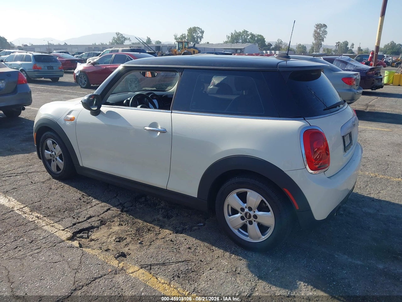 2015 MINI HARDTOP COOPER · 3/11
