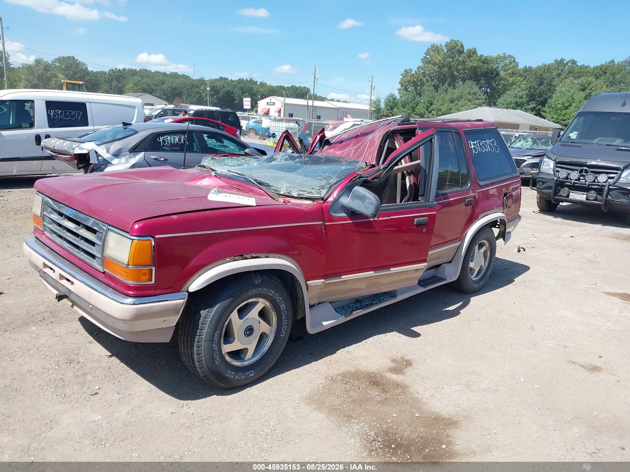 1994 FORD EXPLORER   · 2/10