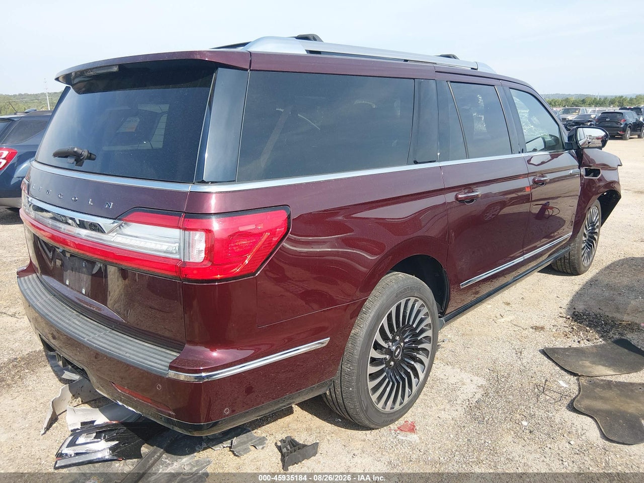 2020 LINCOLN NAVIGATOR BLACK LABEL L · 4/11