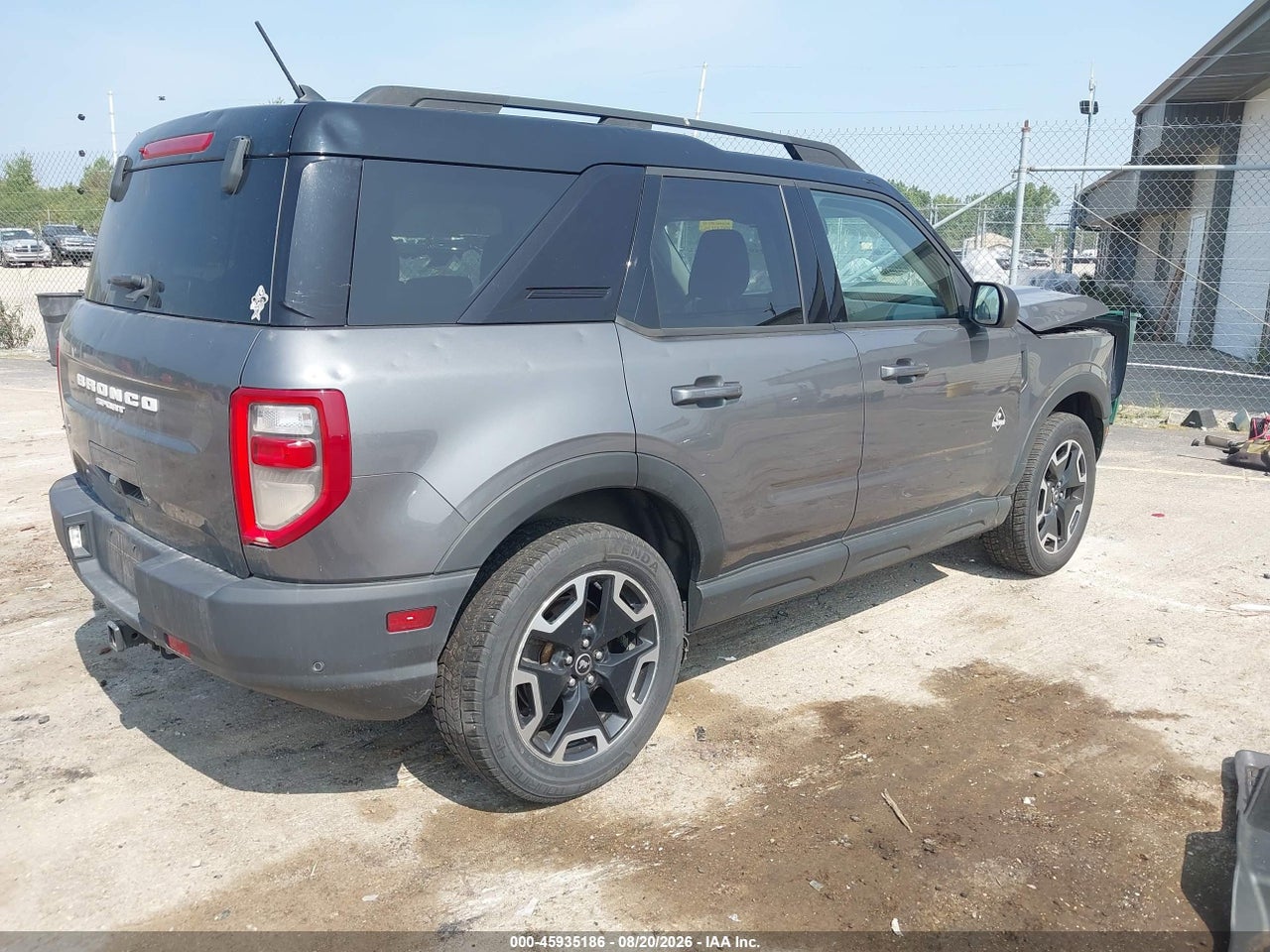 2021 FORD BRONCO SPORT OUTER BANKS · 4/11