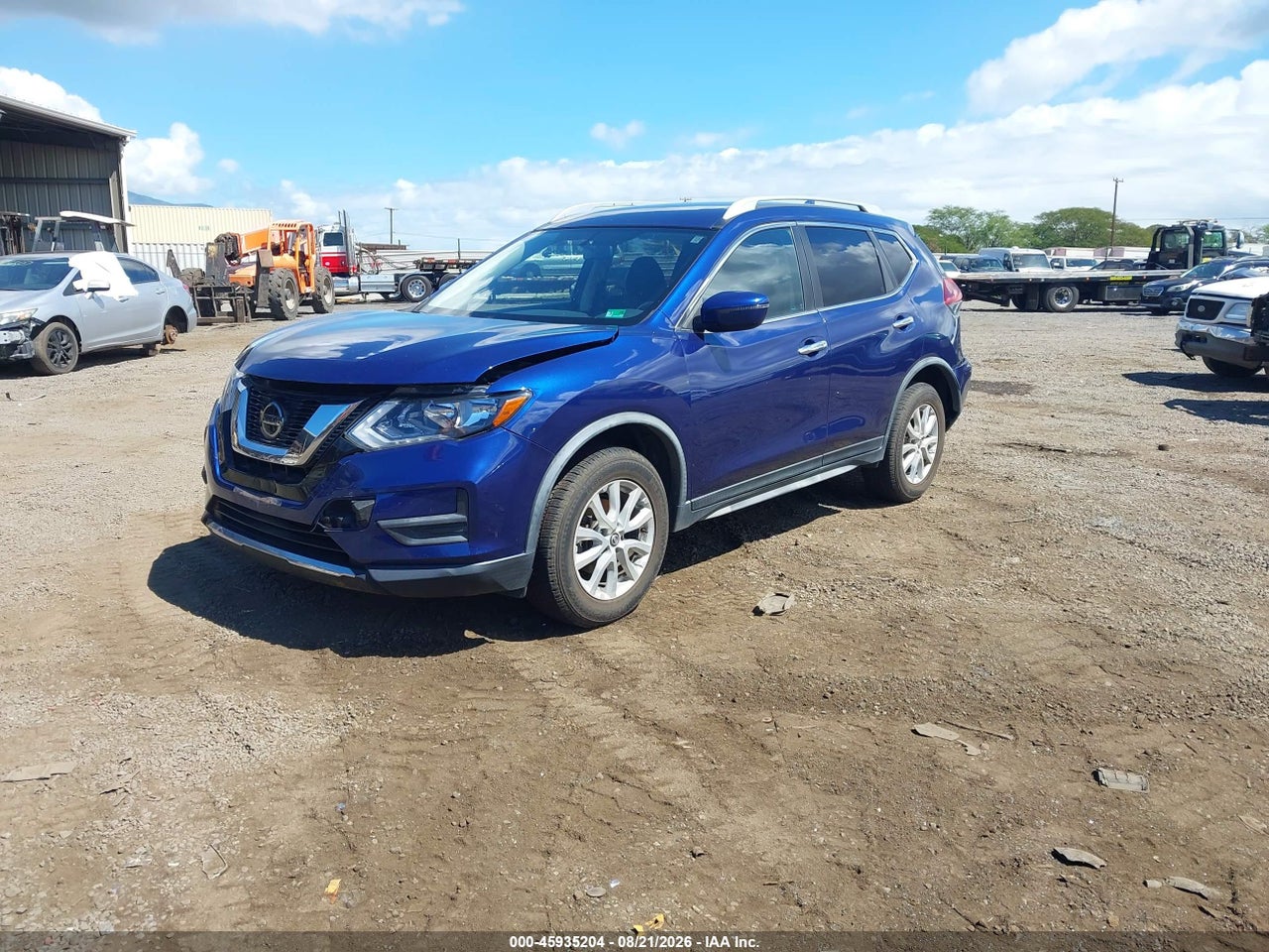 2018 NISSAN ROGUE SV · 2/11