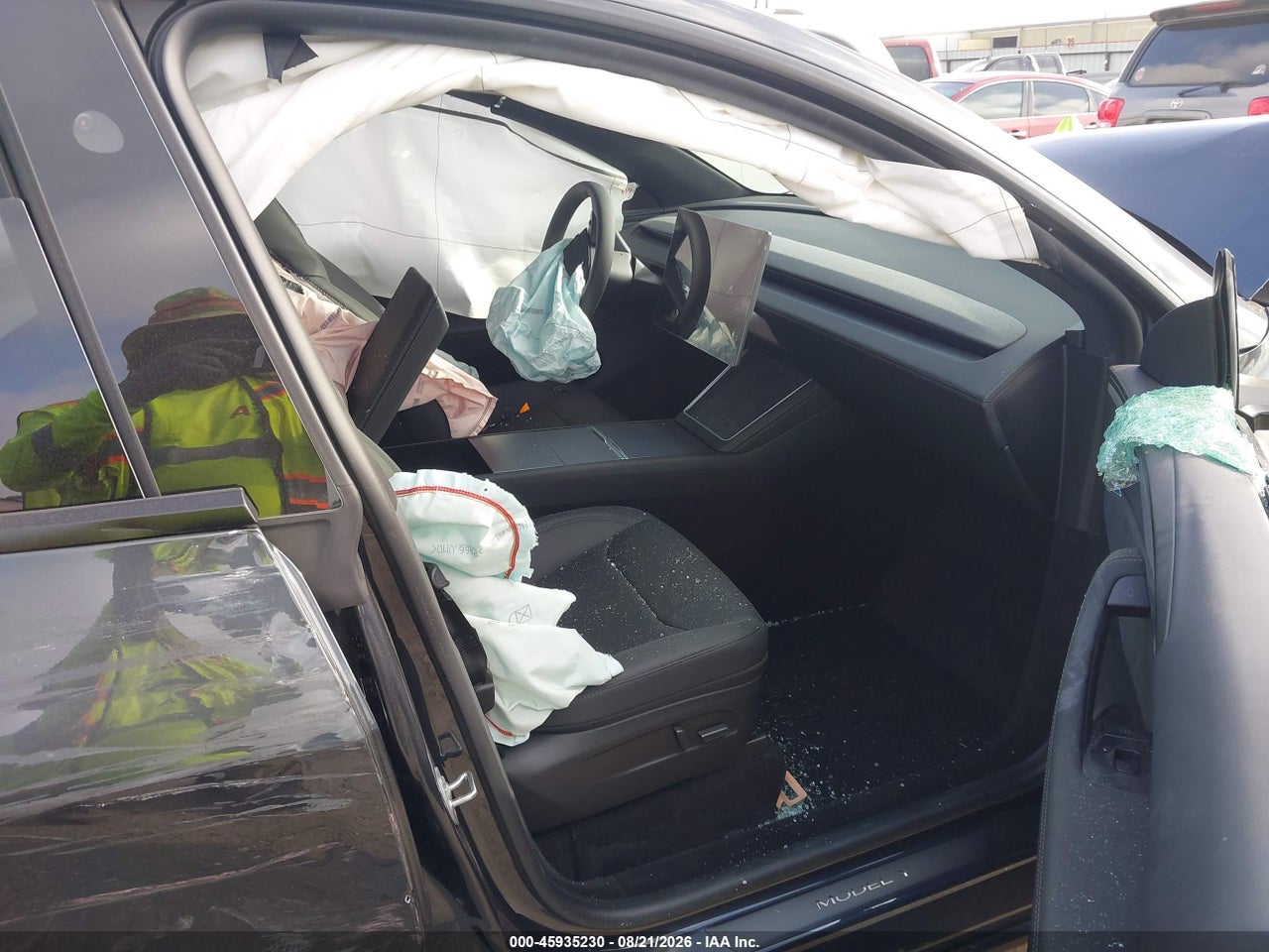 2026 TESLA MODEL Y PREMIUM/REAR-WHEEL DRIVE · 5/9