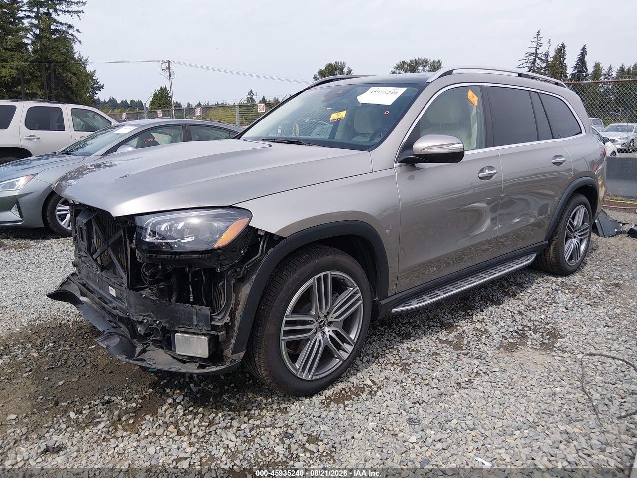 2021 MERCEDES-BENZ GLS 450 4MATIC · 2/11