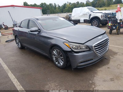 KMHGN4JE3FU****** · 2015 HYUNDAI GENESIS 3.8