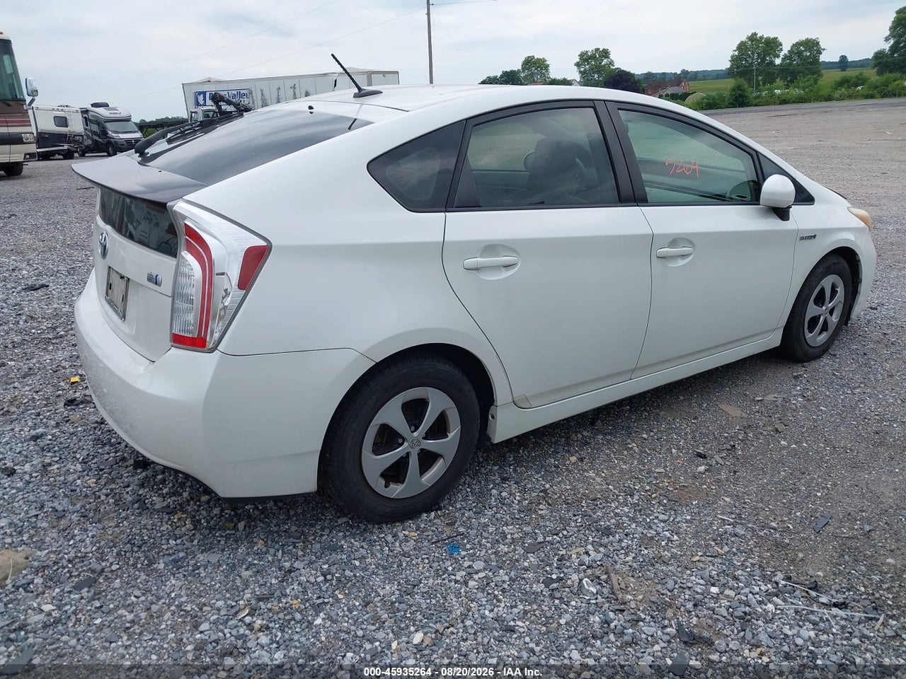 2013 TOYOTA PRIUS THREE · 4/11