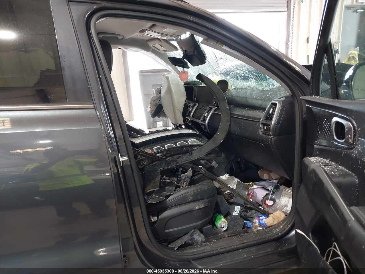 2022 KIA SORENTO S · 5/11