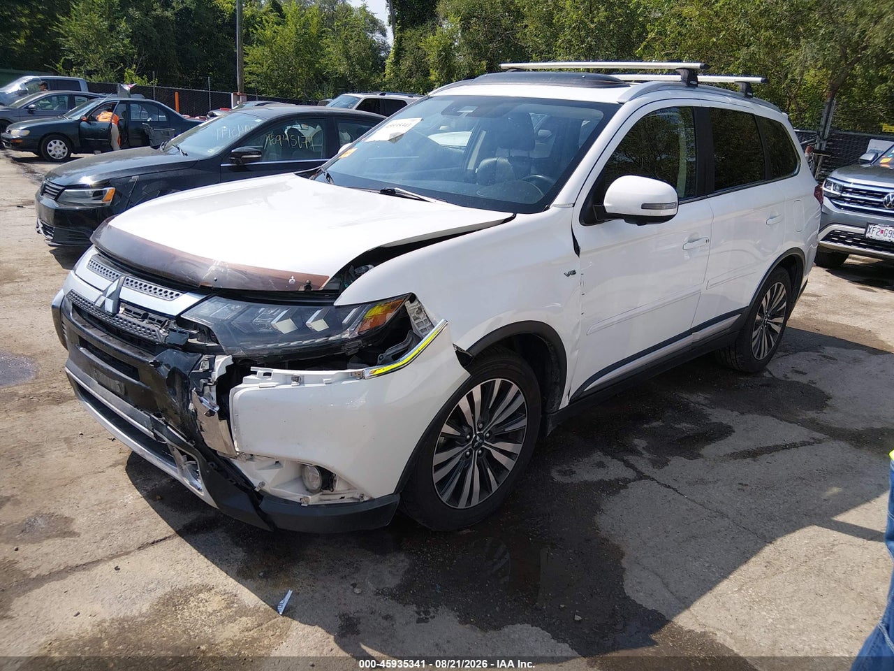 2019 MITSUBISHI OUTLANDER GT · 2/11