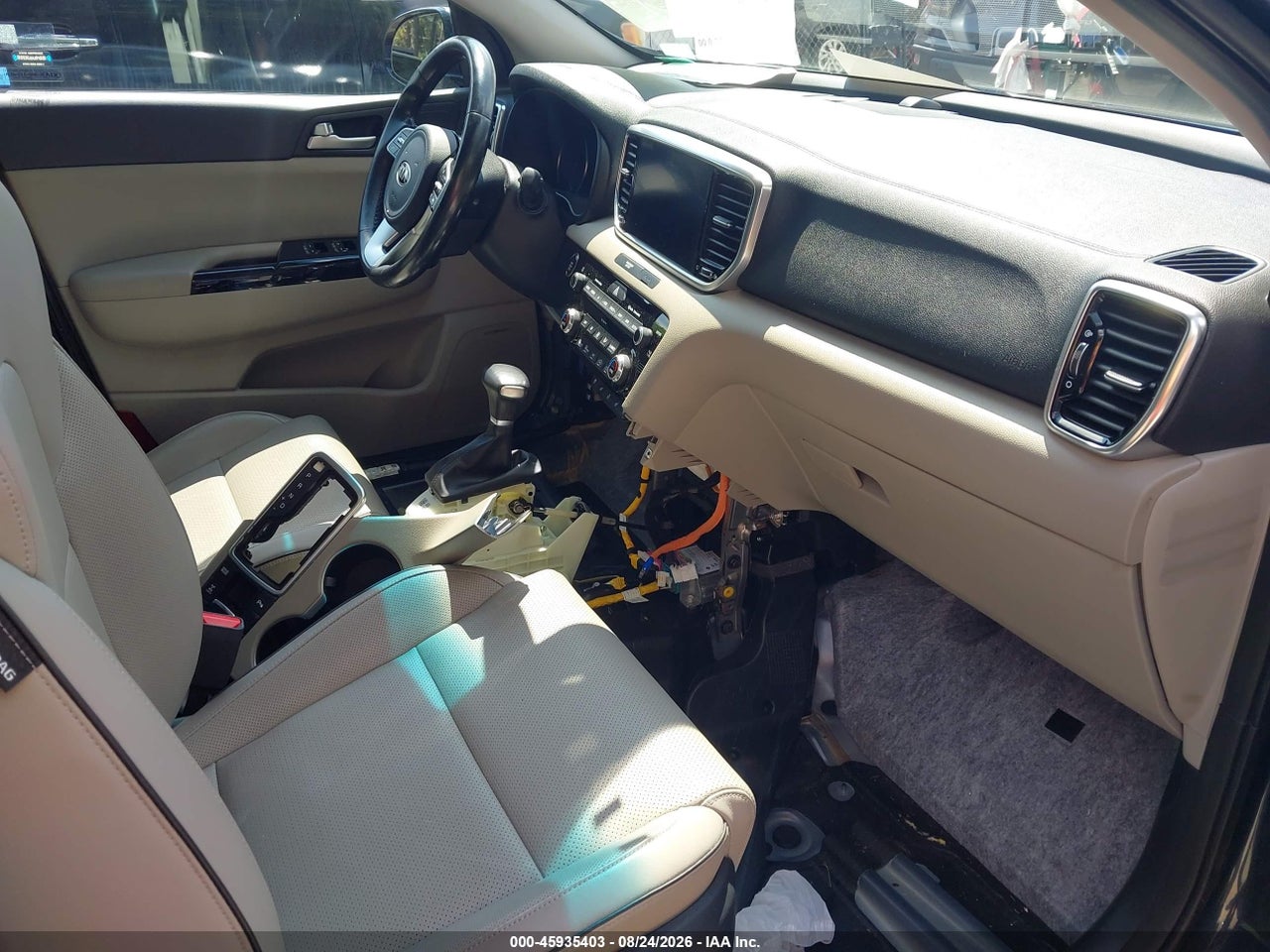 2022 KIA SPORTAGE EX · 5/11