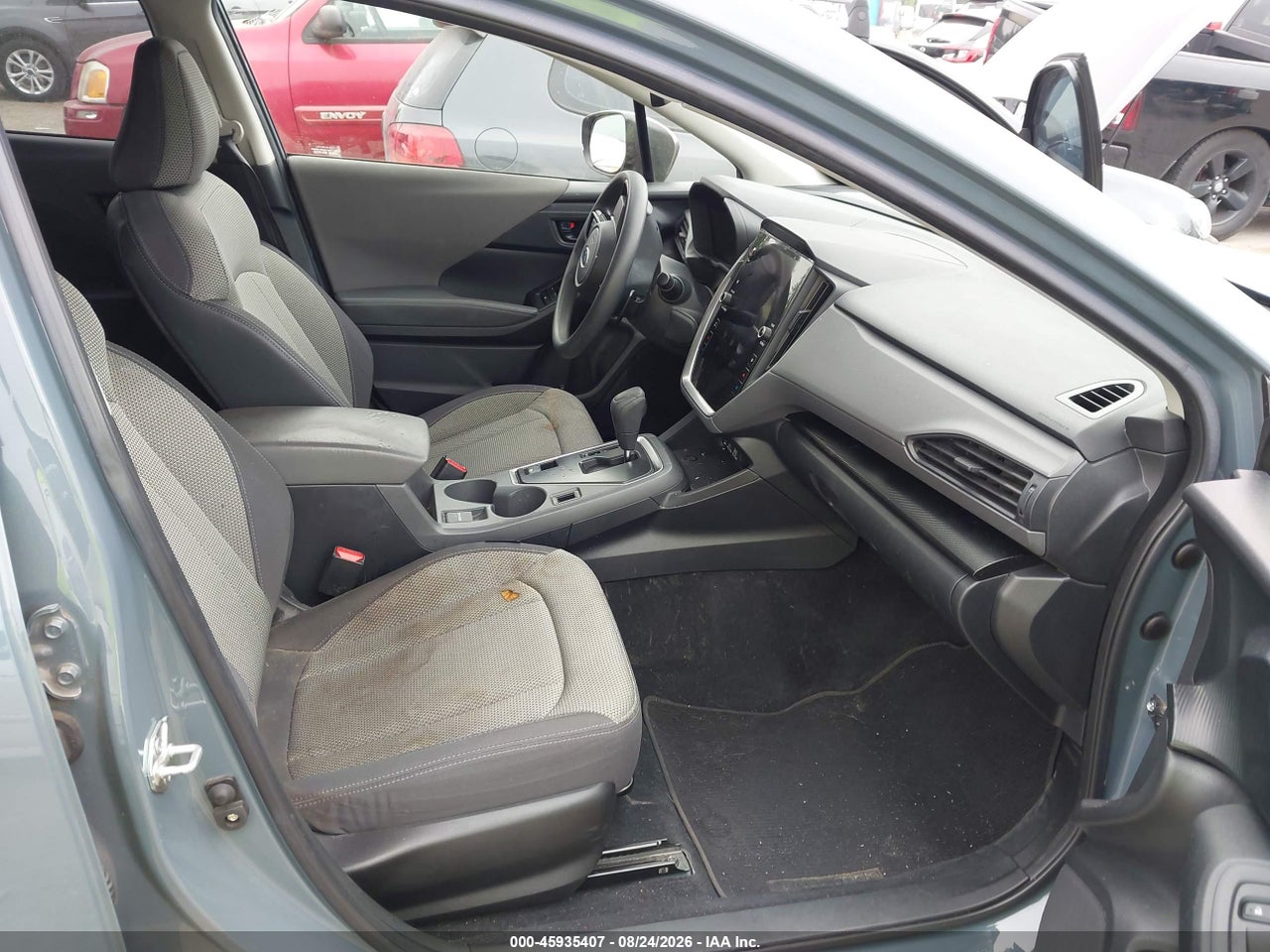 2024 SUBARU CROSSTREK PREMIUM · 5/10