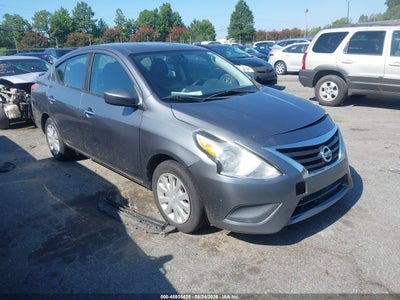 3N1CN7AP5JL****** · 2018 NISSAN VERSA 1.6 SV