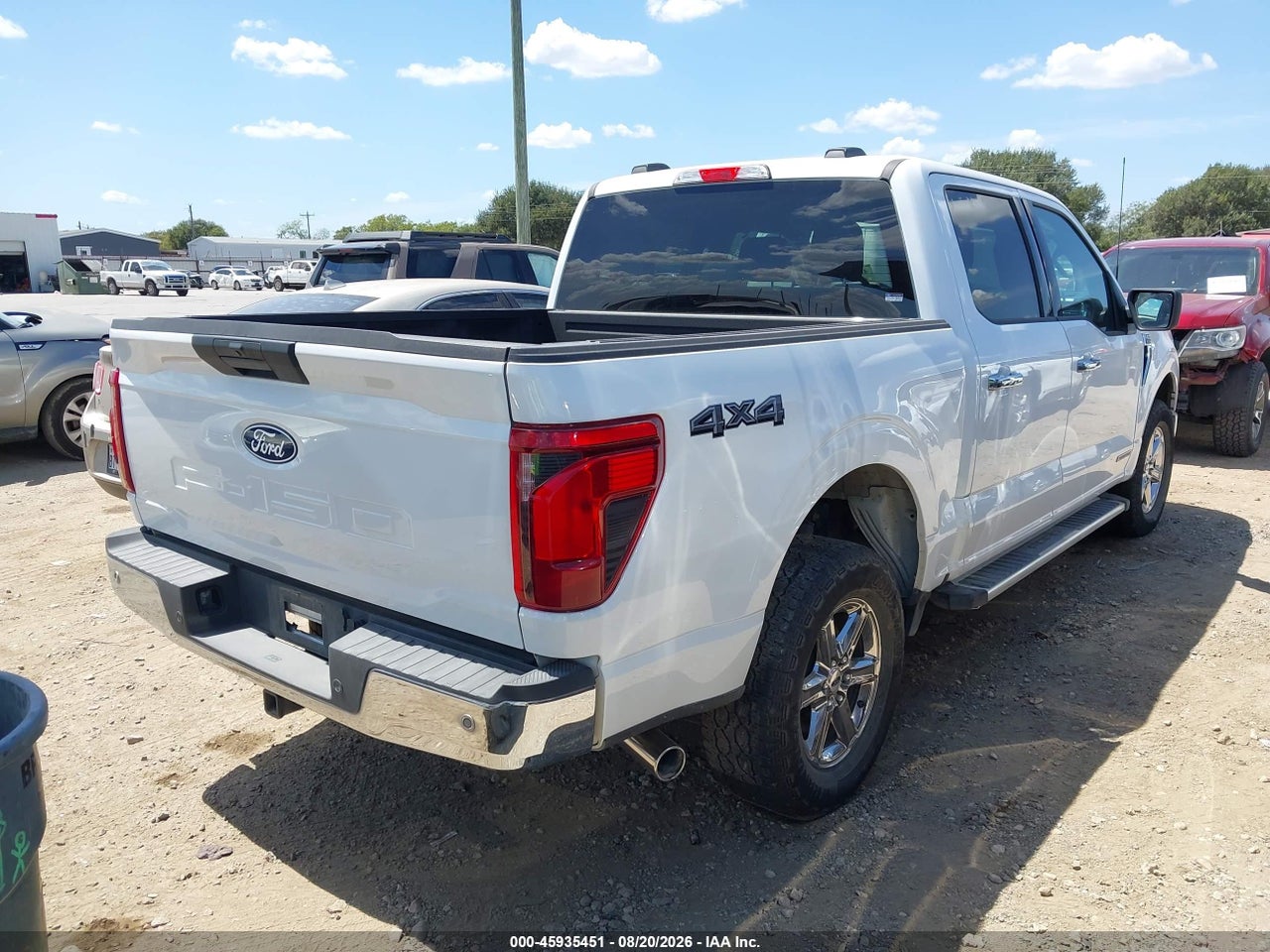 2025 FORD F-150 XLT · 4/11