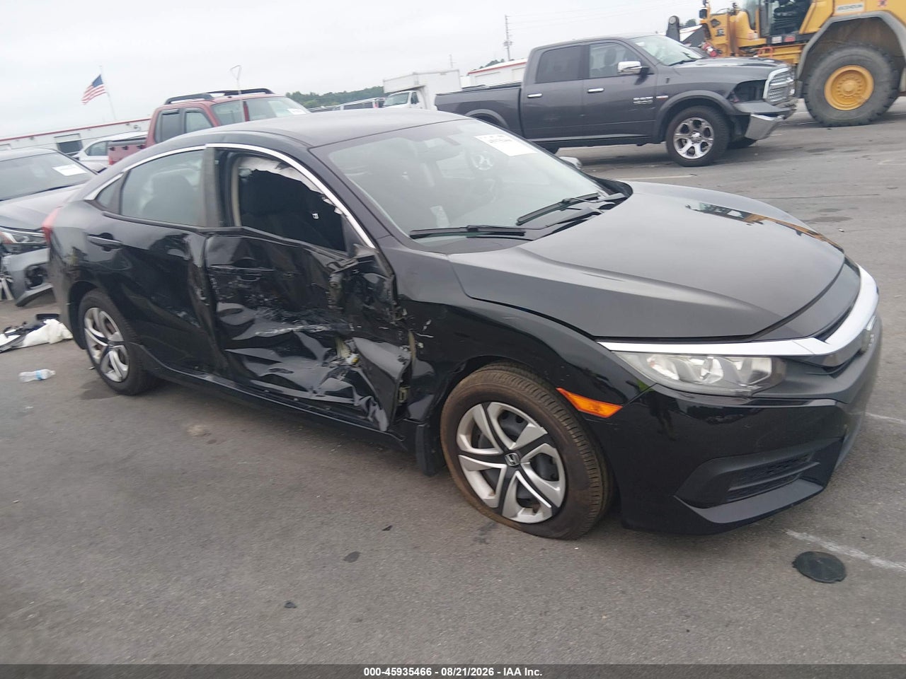 2HGFC2F51JH****** · 2018 HONDA CIVIC LX