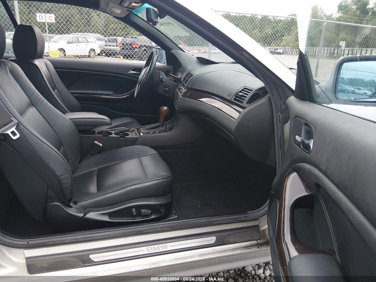 2005 BMW 330CI   · 5/11