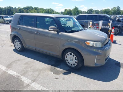 JTLZE4FE5DJ****** · 2013 SCION XB