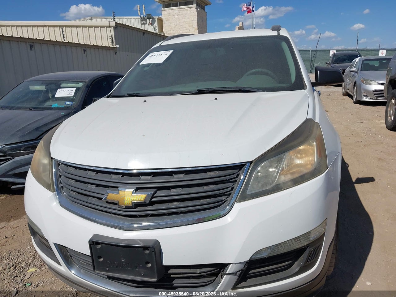 2017 CHEVROLET TRAVERSE LS · 6/11