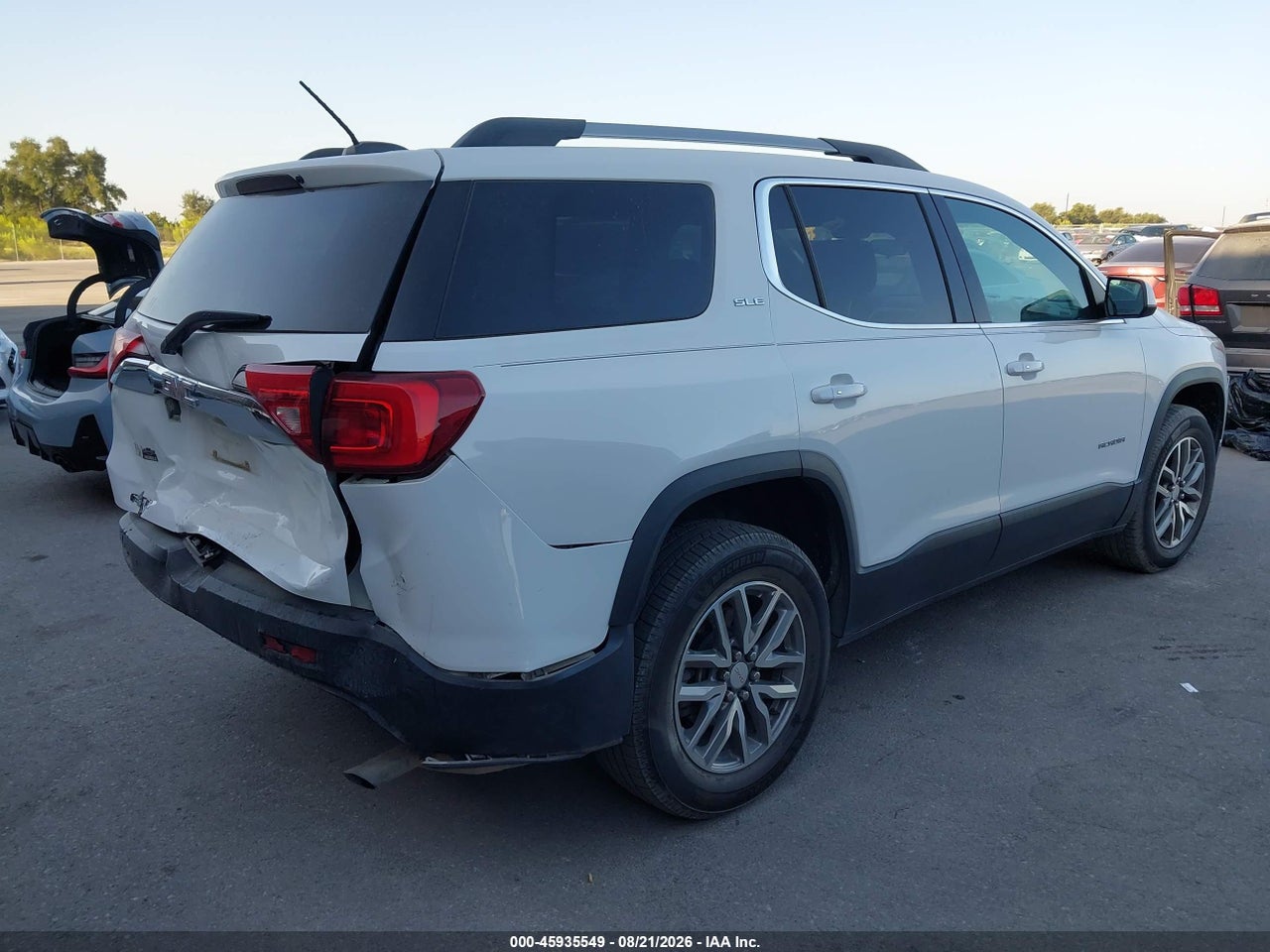 2018 GMC ACADIA SLE-2 · 4/11