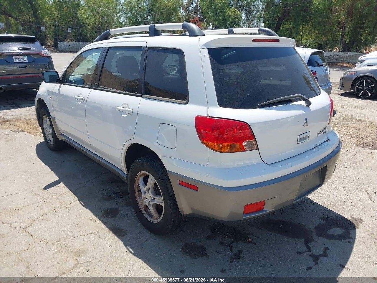 2004 MITSUBISHI OUTLANDER LS · 3/11