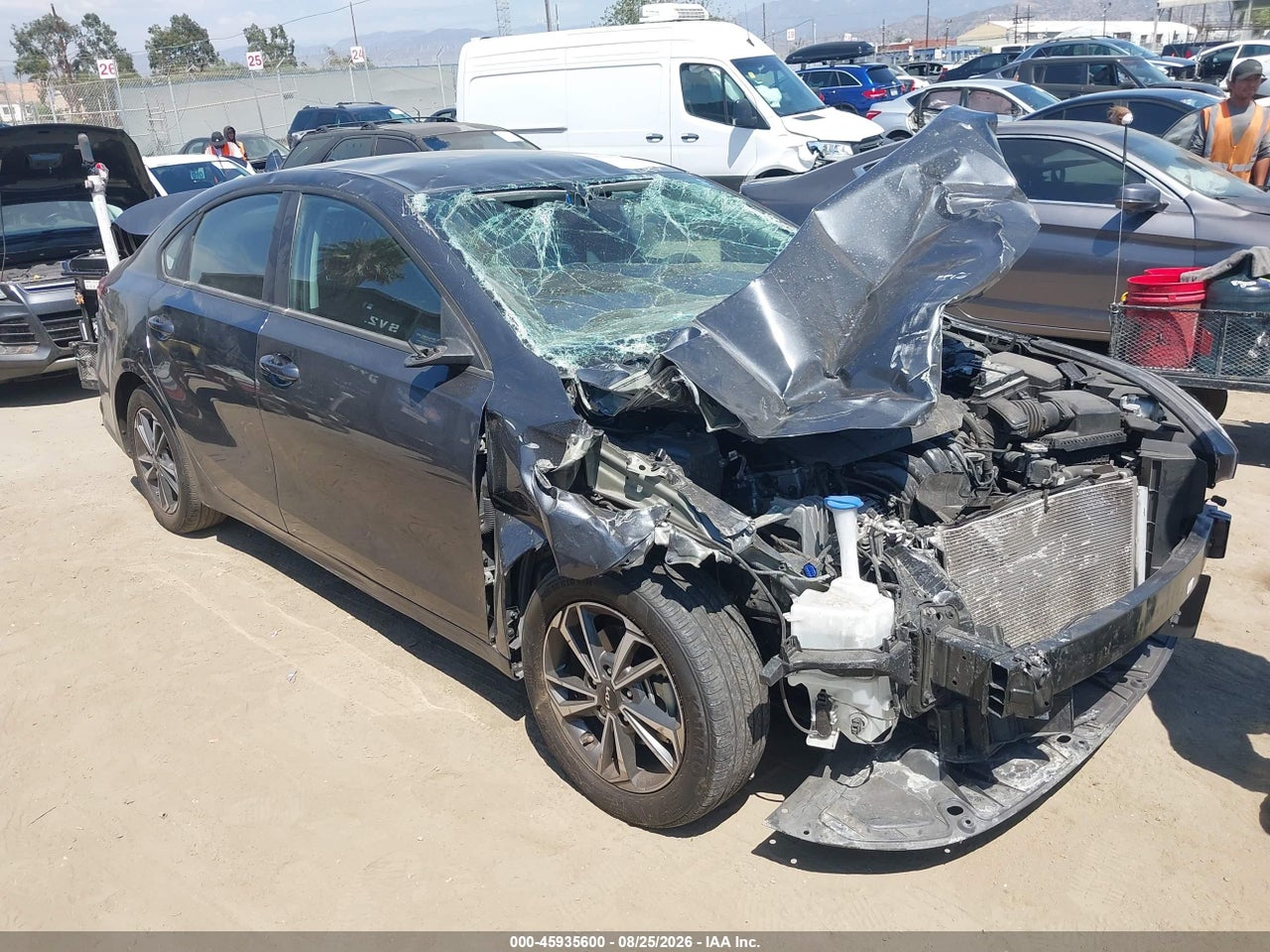 3KPF24AD9RE****** · 2024 KIA FORTE LXS