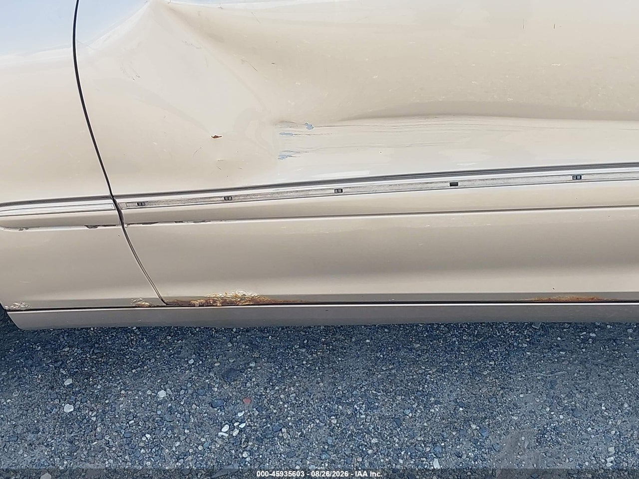 2002 MERCEDES-BENZ C 240 · 6/11