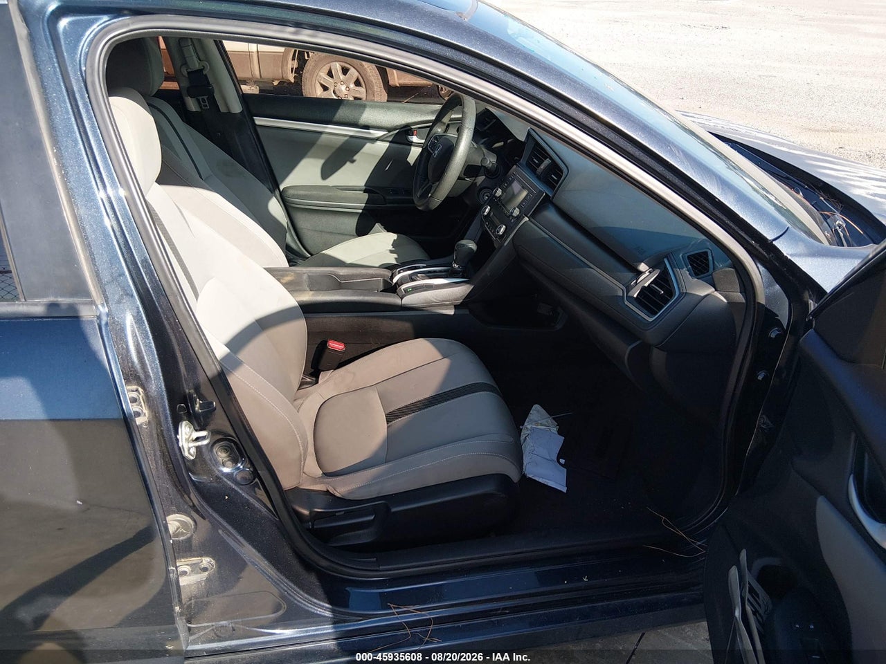 2018 HONDA CIVIC LX · 5/11