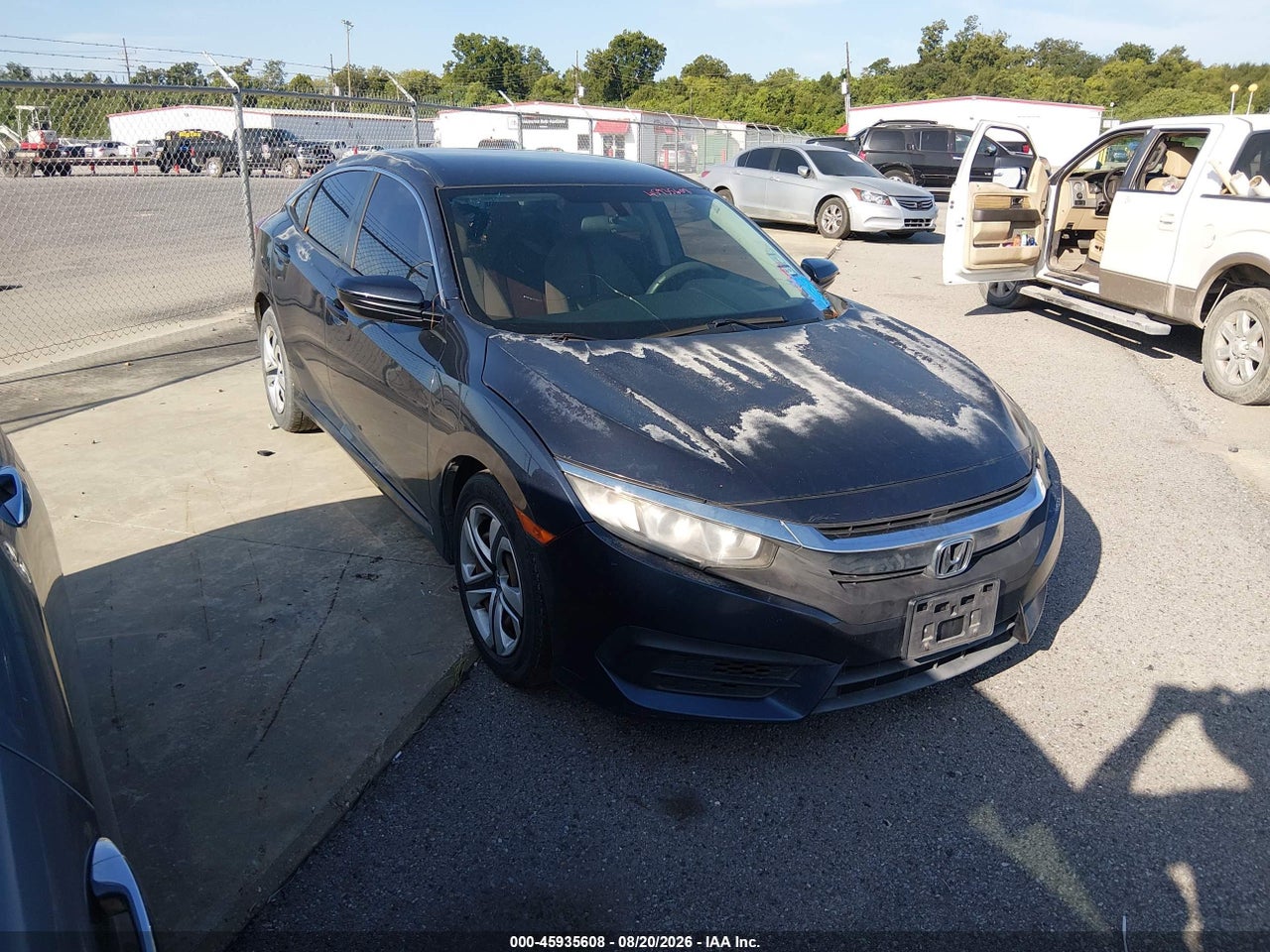 19XFC2F51JE****** · 2018 HONDA CIVIC LX