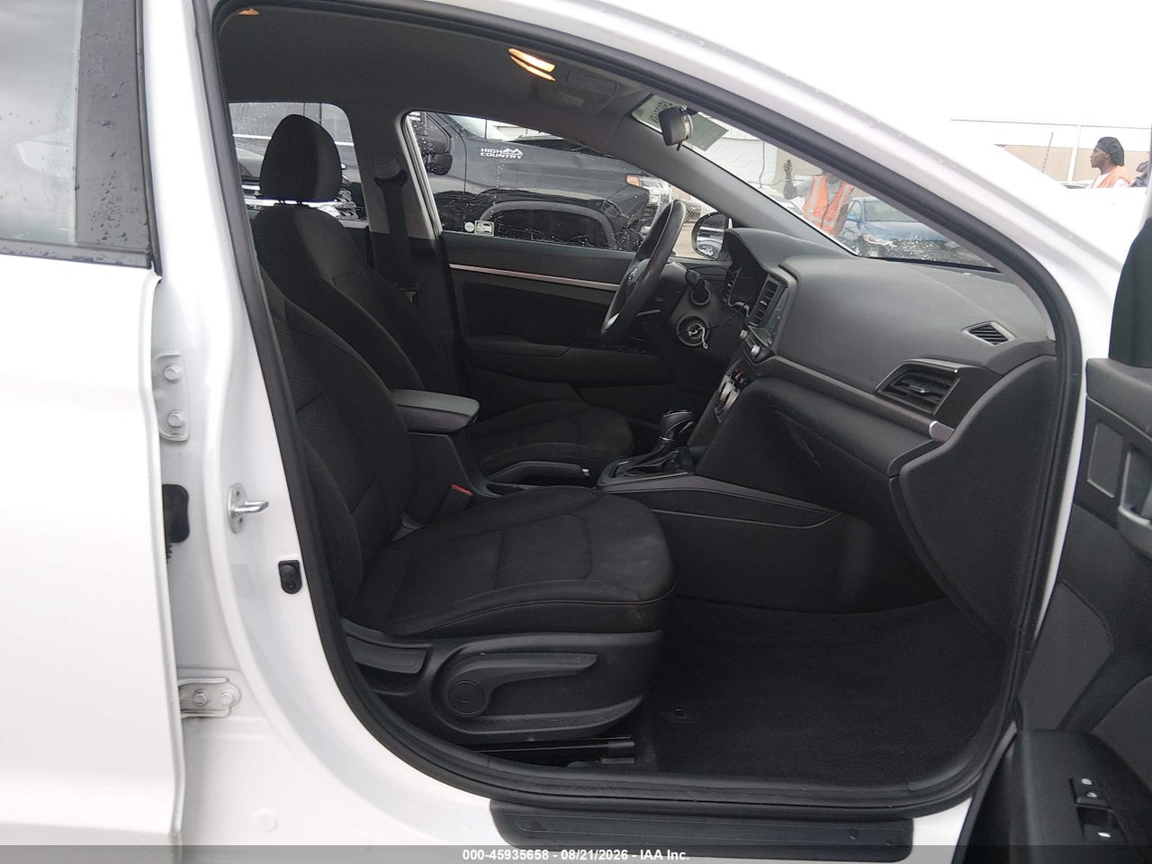 2019 HYUNDAI ELANTRA SEL · 5/11