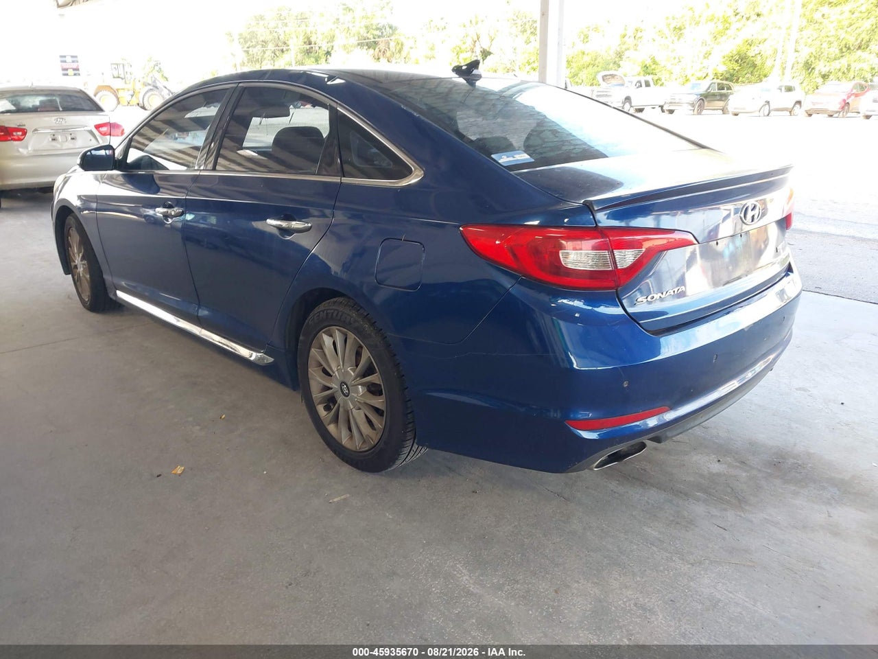 2015 HYUNDAI SONATA LIMITED · 3/11