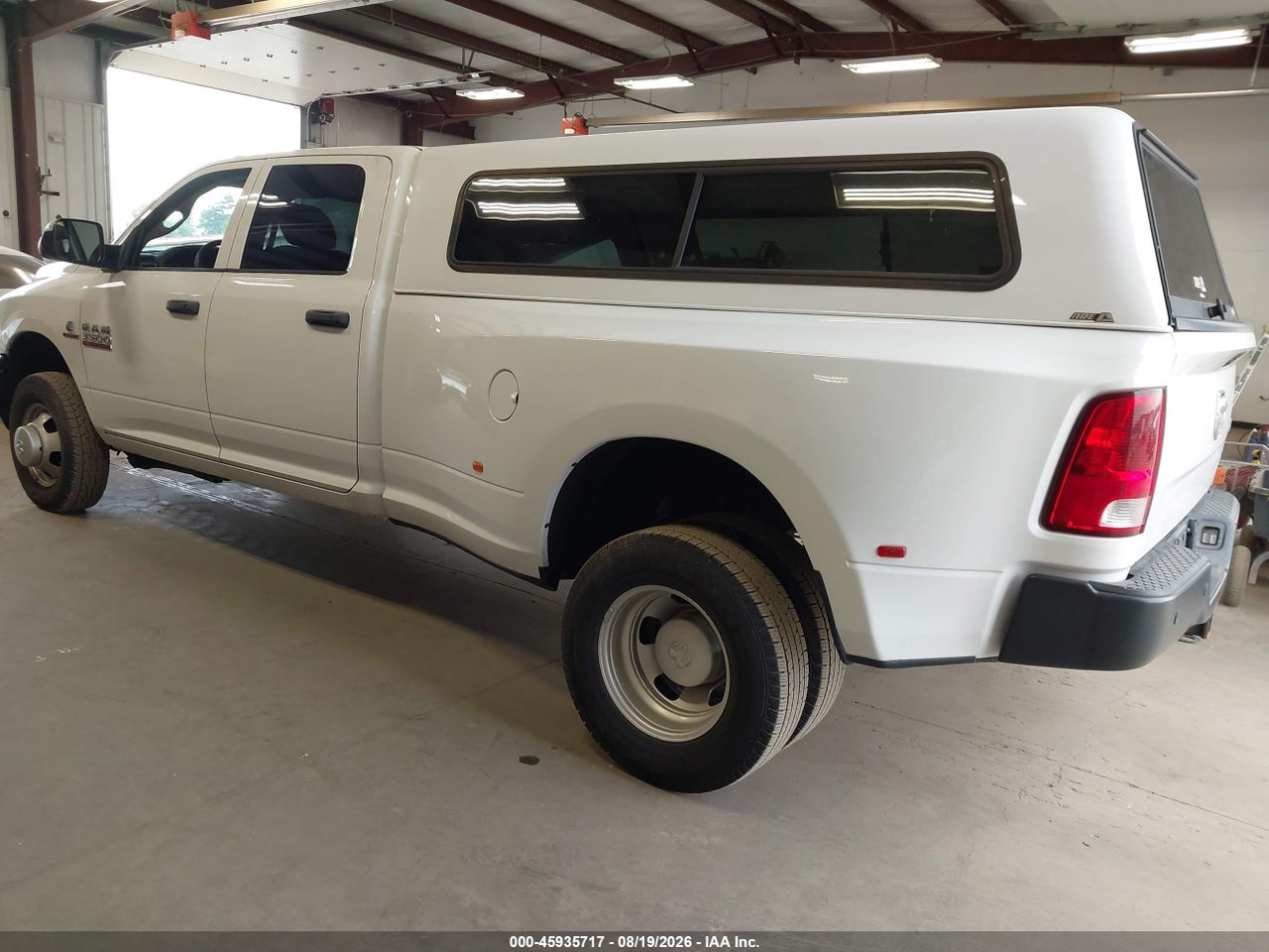 2017 RAM 3500 TRADESMAN  4X4 8' BOX · 3/11