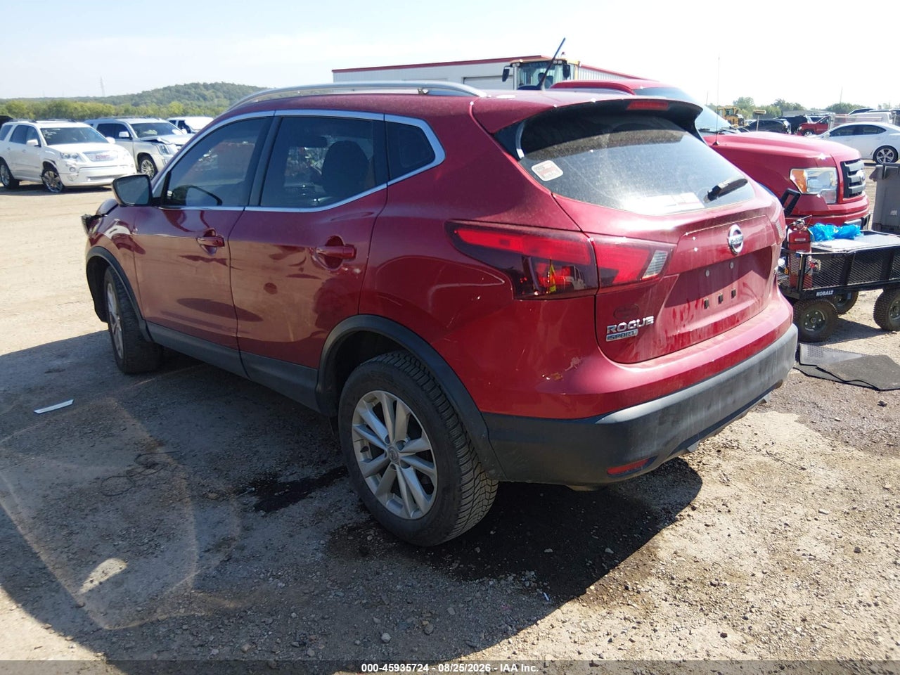 2017 NISSAN ROGUE SPORT SV · 3/11