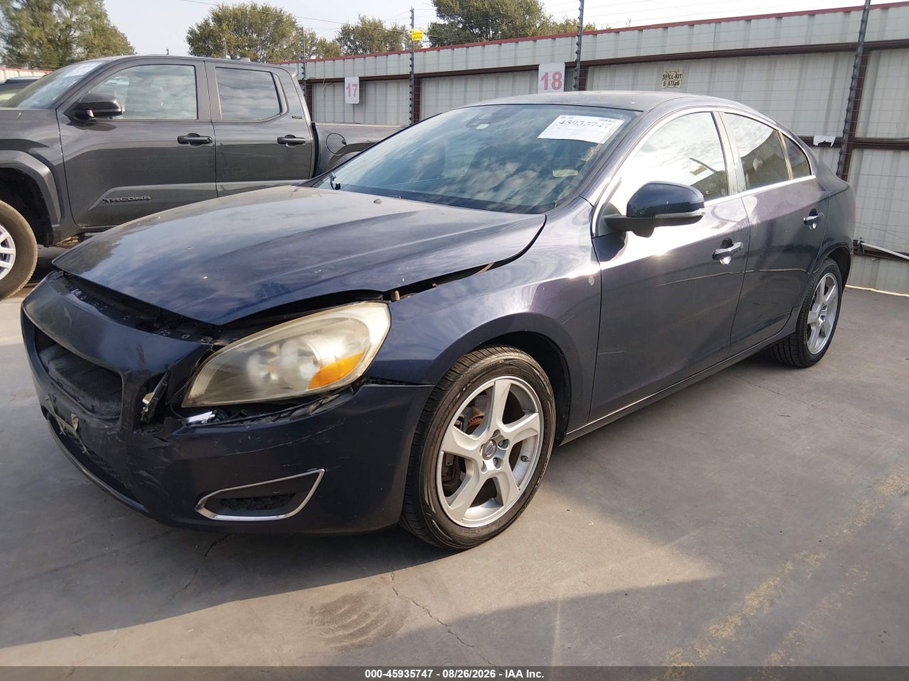 2012 VOLVO S60 T5 · 2/11
