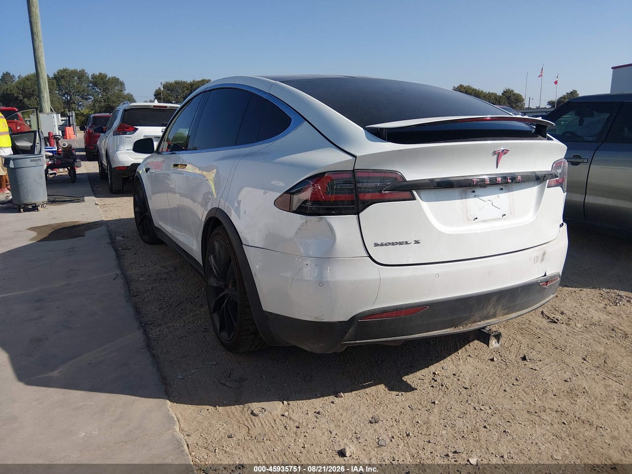 2018 TESLA MODEL X 100D/75D/P100D · 3/11