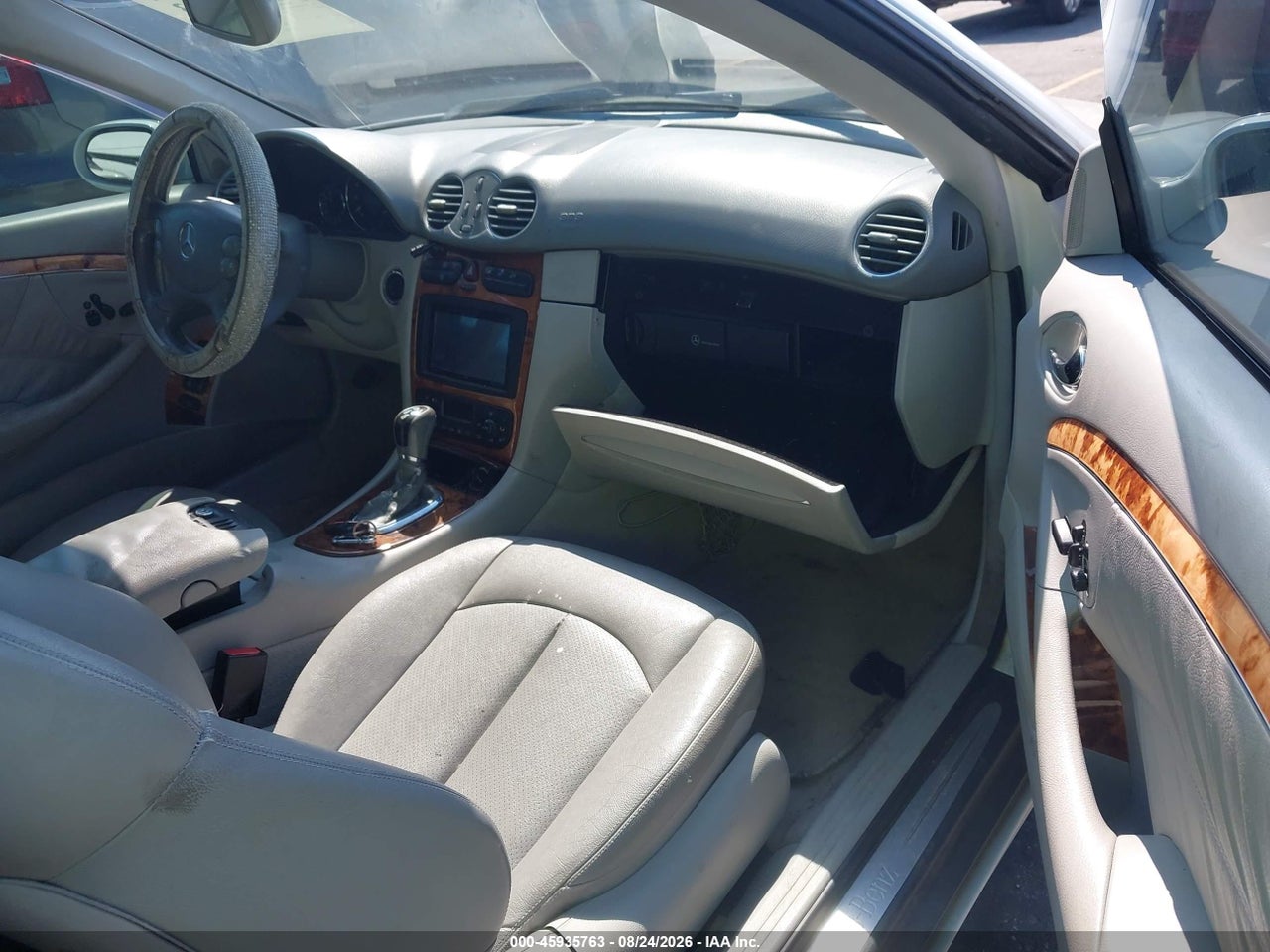 2004 MERCEDES-BENZ CLK 320 · 5/11