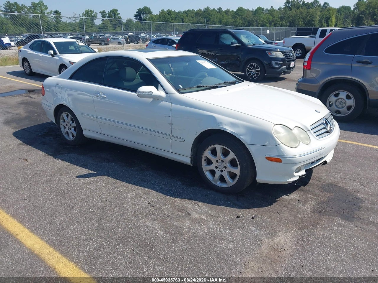 WDBTJ65J24F****** · 2004 MERCEDES-BENZ CLK 320