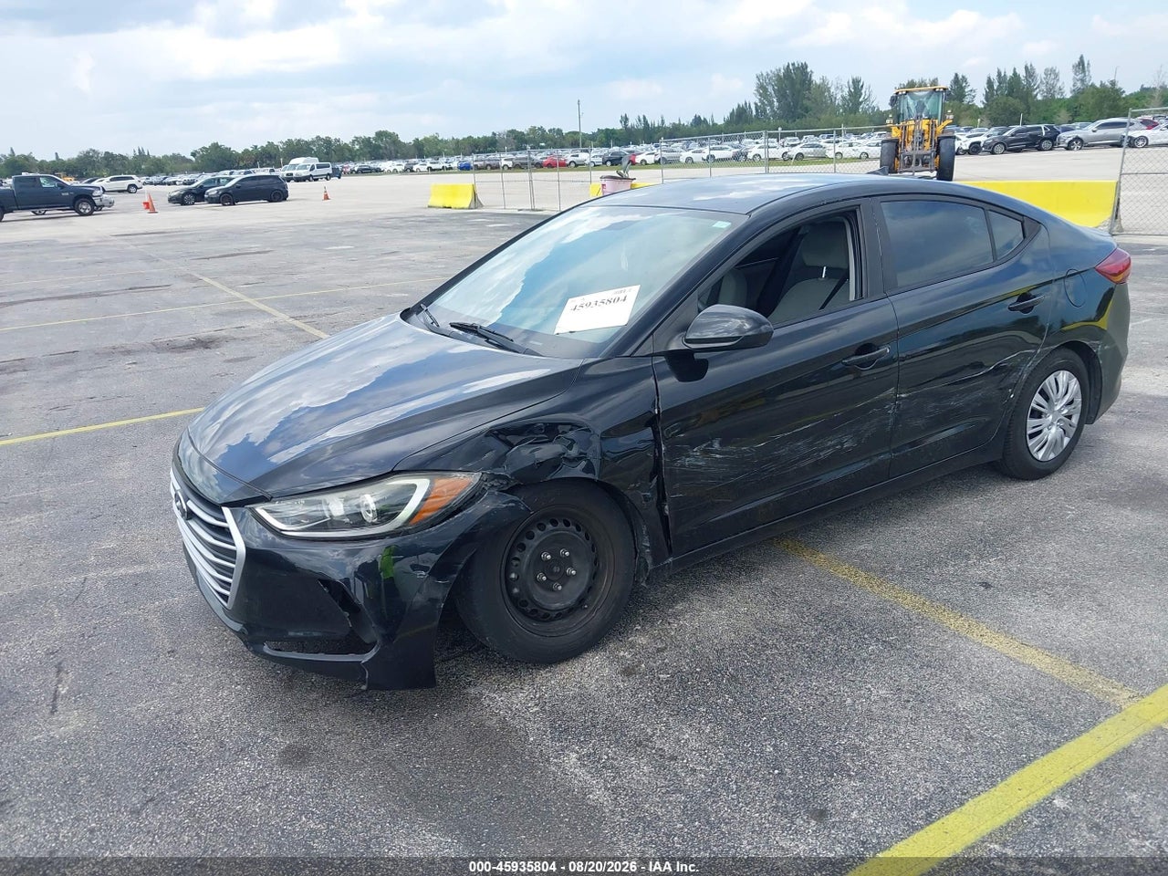 2017 HYUNDAI ELANTRA SE · 2/11