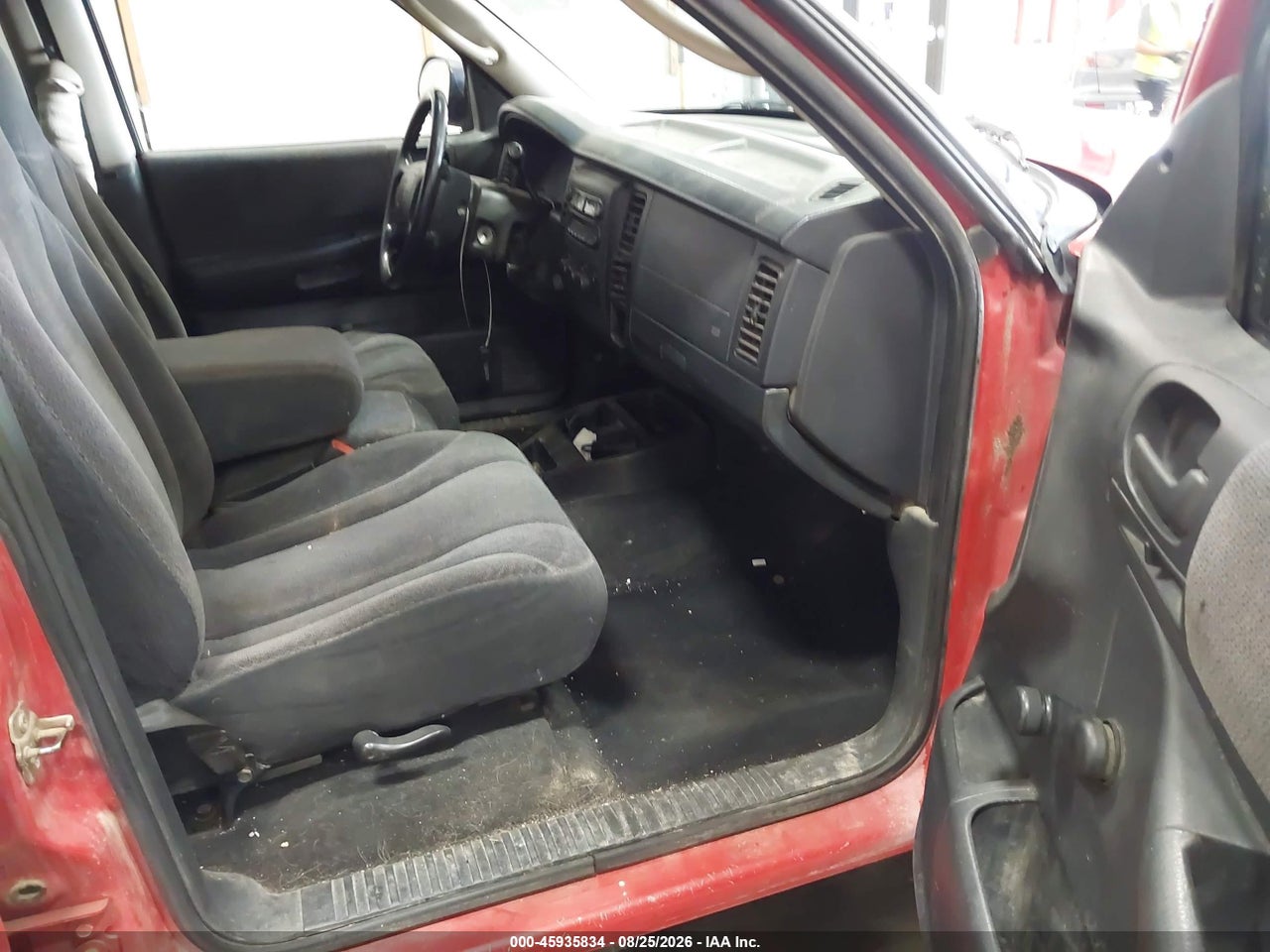 2003 DODGE DAKOTA SPORT/SXT · 5/11