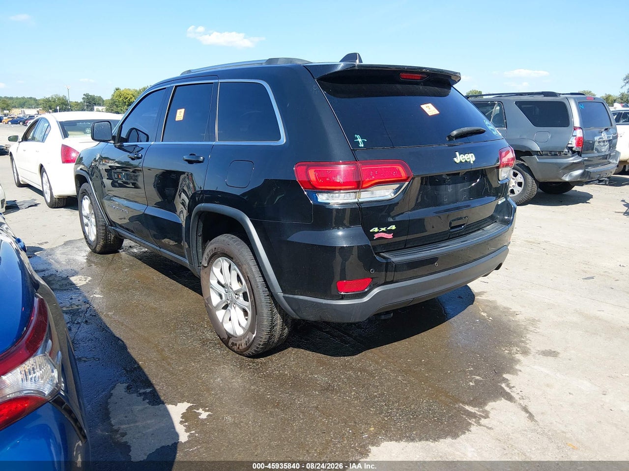 2021 JEEP GRAND CHEROKEE LAREDO E 4X4 · 3/11