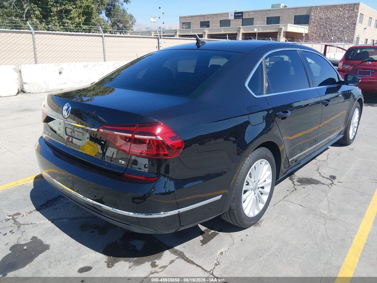 2017 VOLKSWAGEN PASSAT 1.8T SE · 6/11