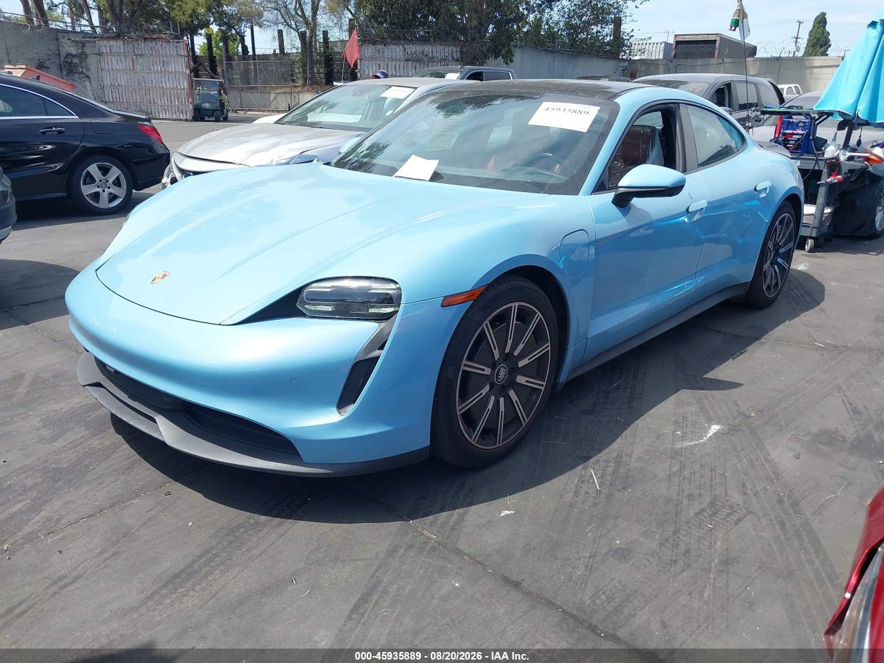 2022 PORSCHE TAYCAN · 2/11