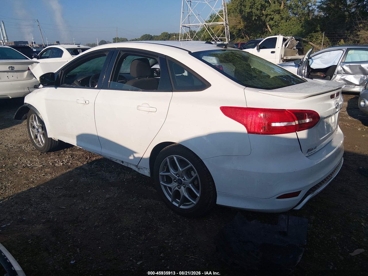 2015 FORD FOCUS SE · 3/10