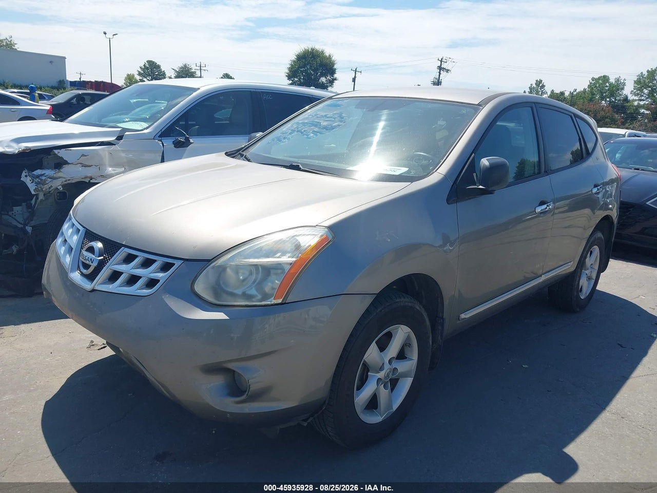 2012 NISSAN ROGUE S · 2/2