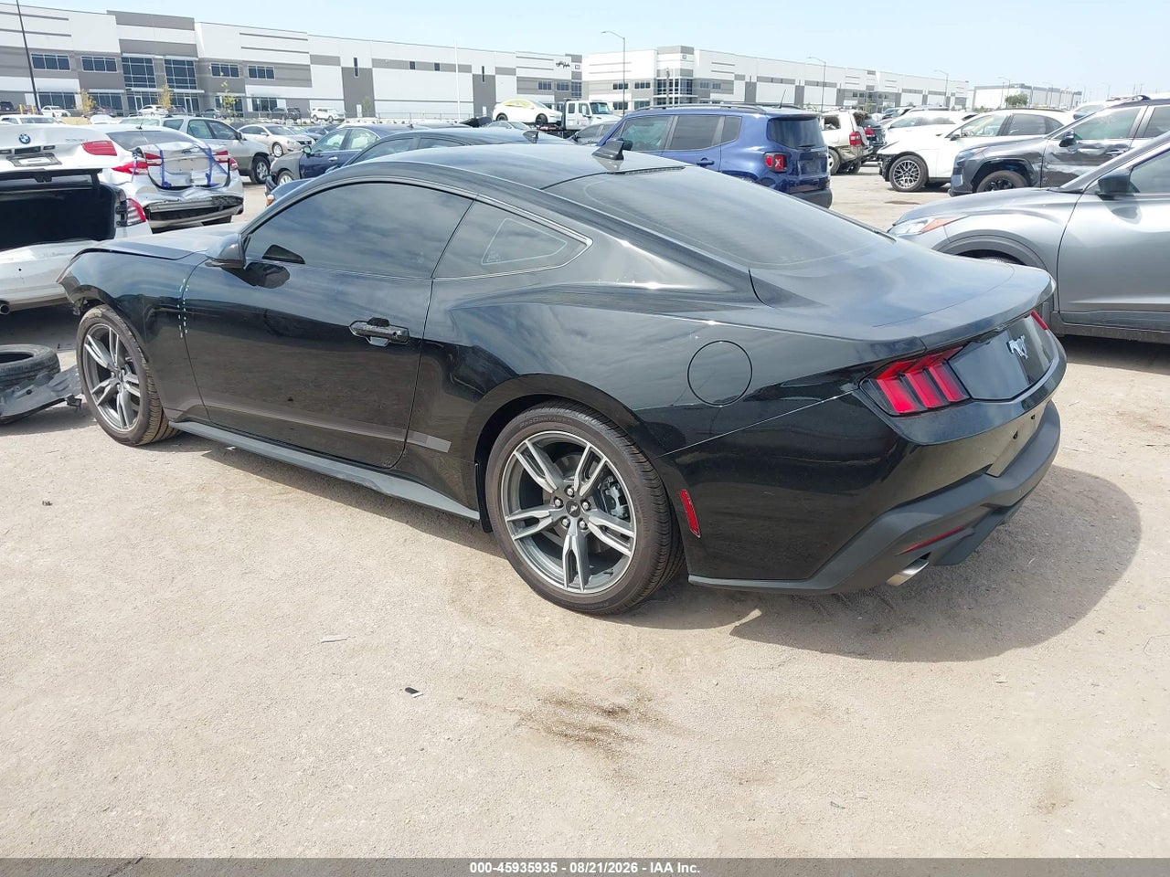 2025 FORD MUSTANG ECOBOOST FASTBACK · 3/7
