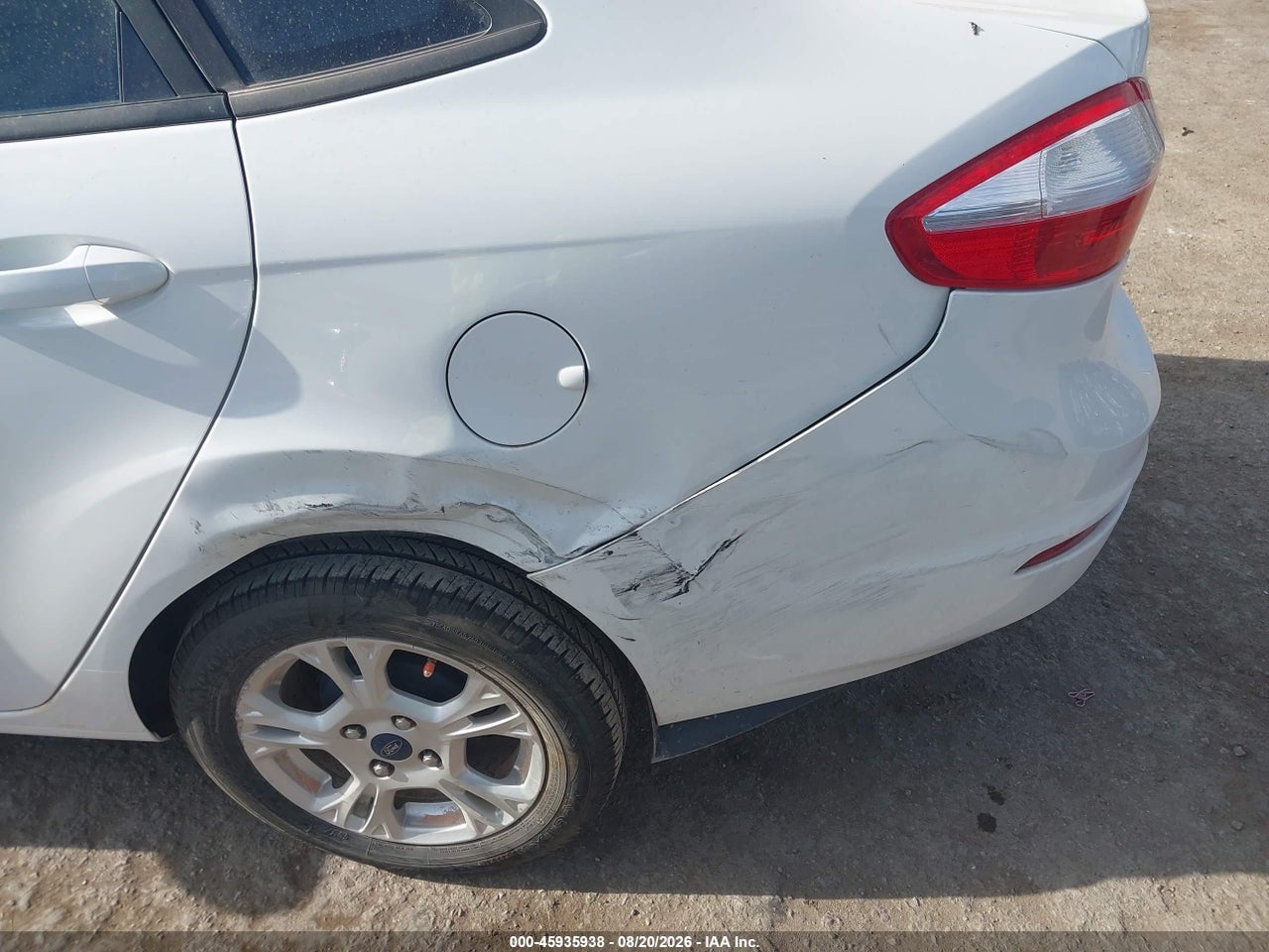 2015 FORD FIESTA SE · 6/11