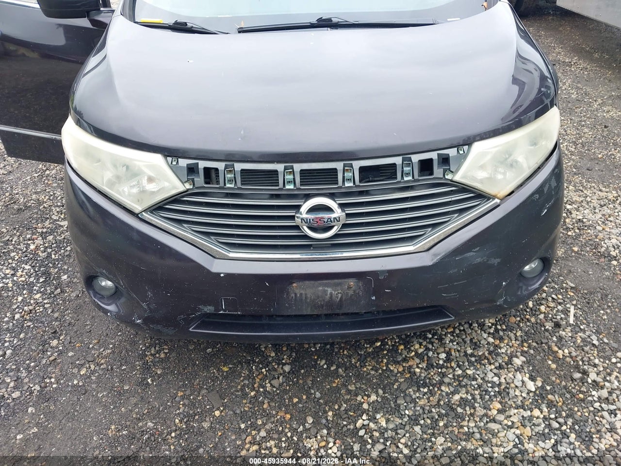 2011 NISSAN QUEST LE · 6/11