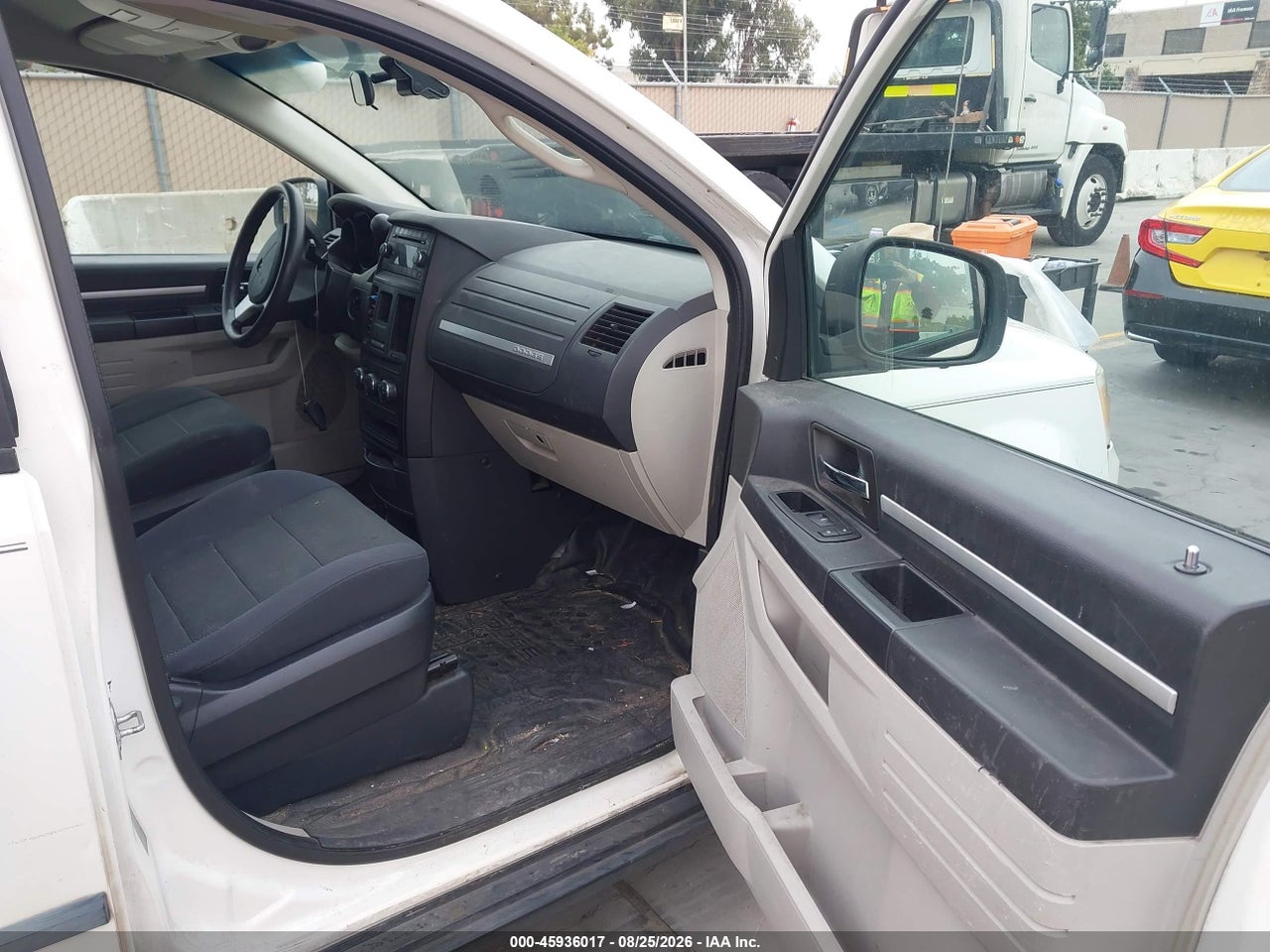 2009 DODGE GRAND CARAVAN CV · 5/11