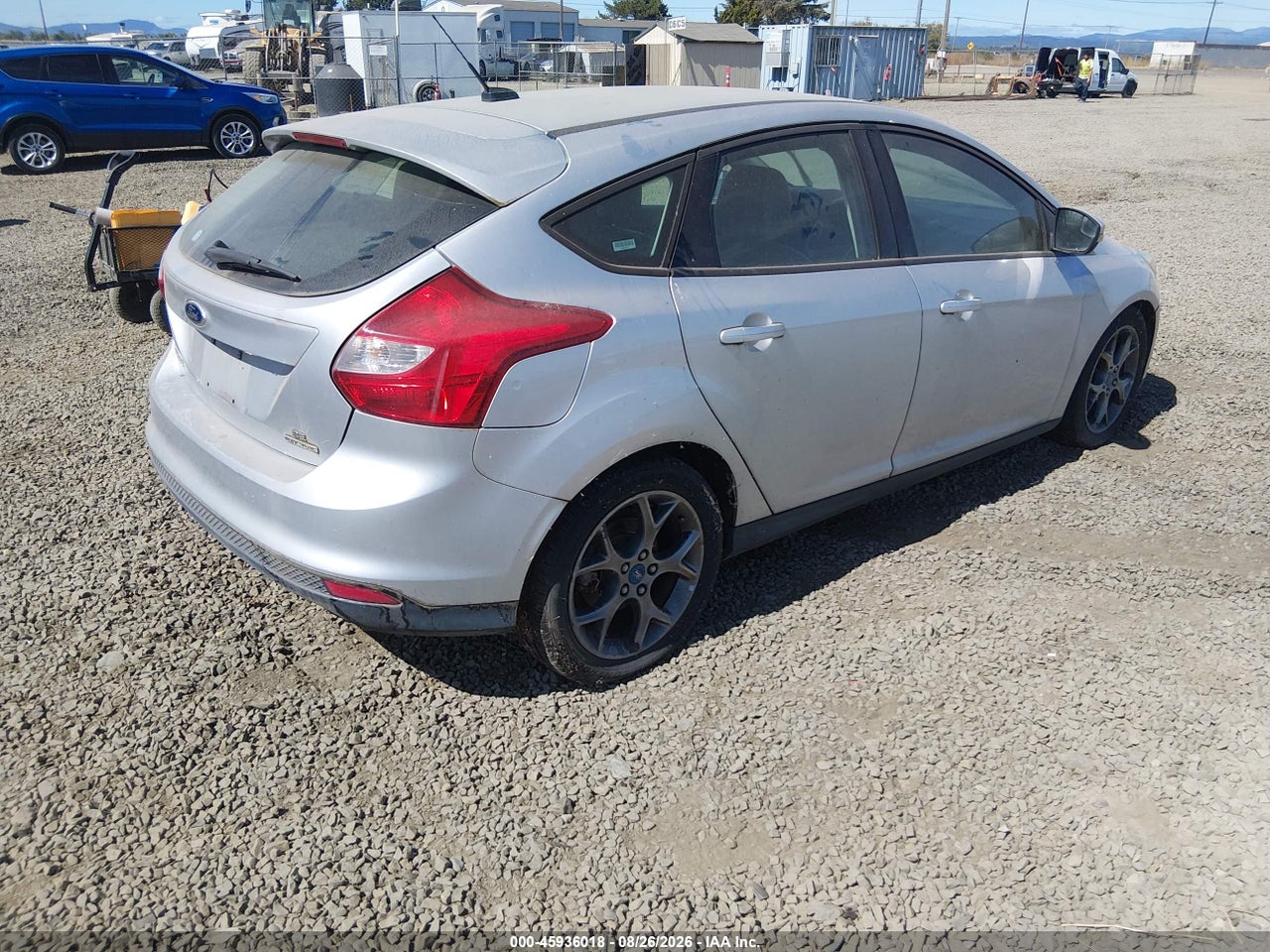2013 FORD FOCUS SE · 4/11