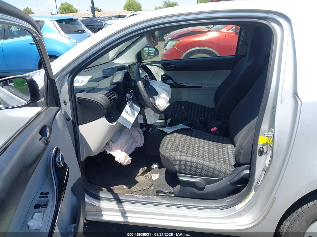 2013 SCION IQ   · 5/11